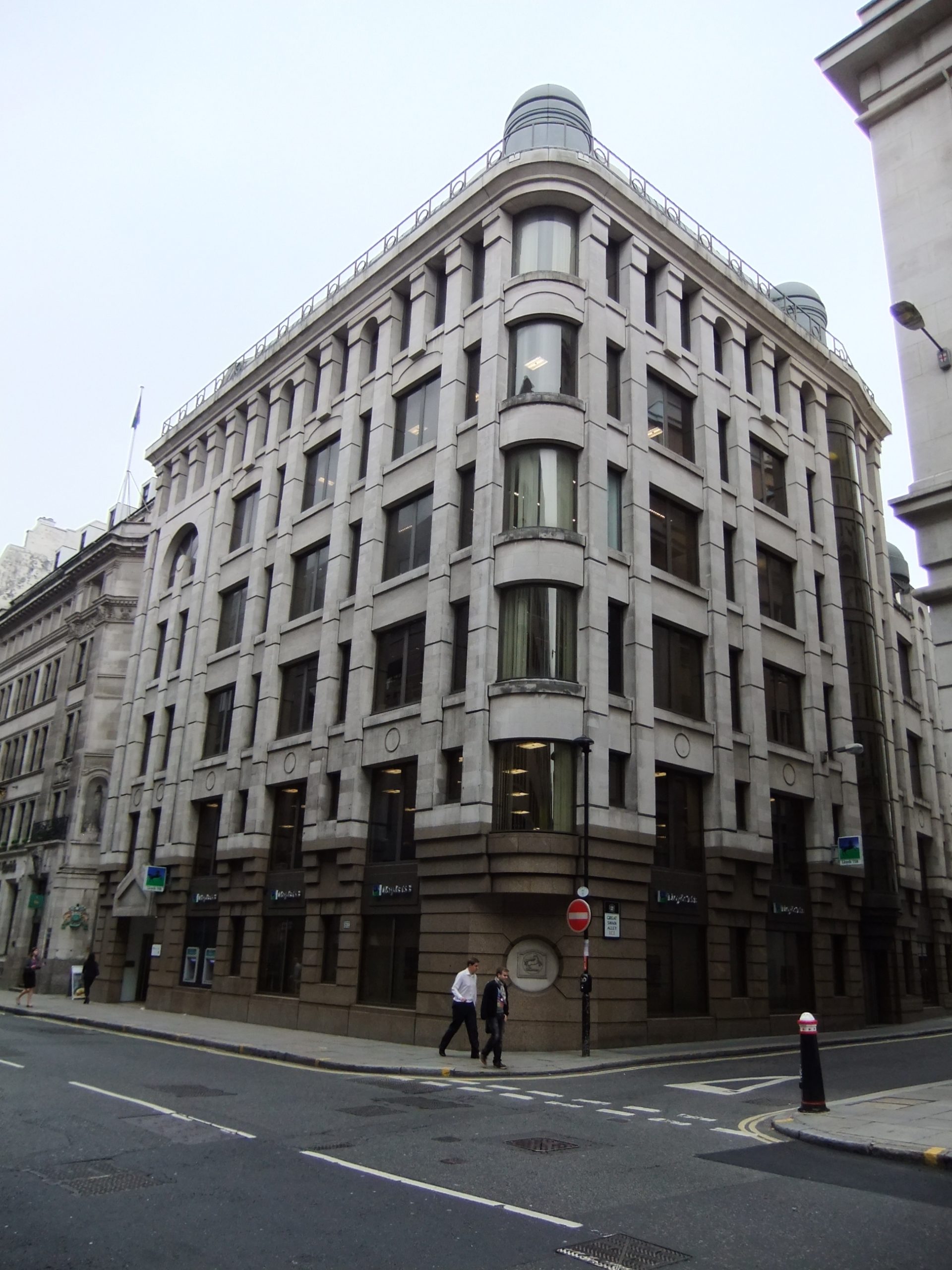 30-34 Moorgate, London - Cyril Leonard